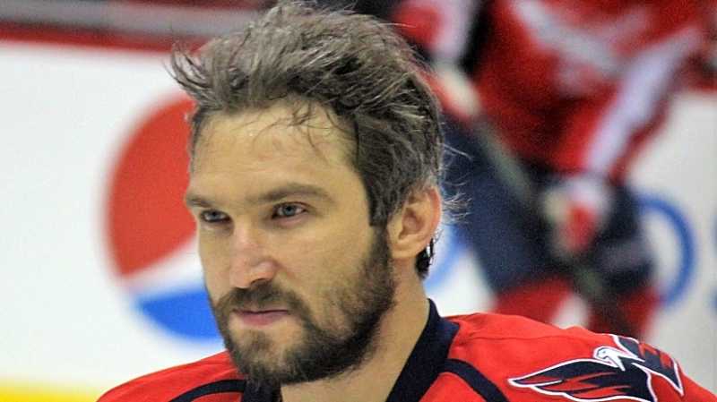 Хоккеист Овечкин признан лучшим восьмым номером в истории НХЛ